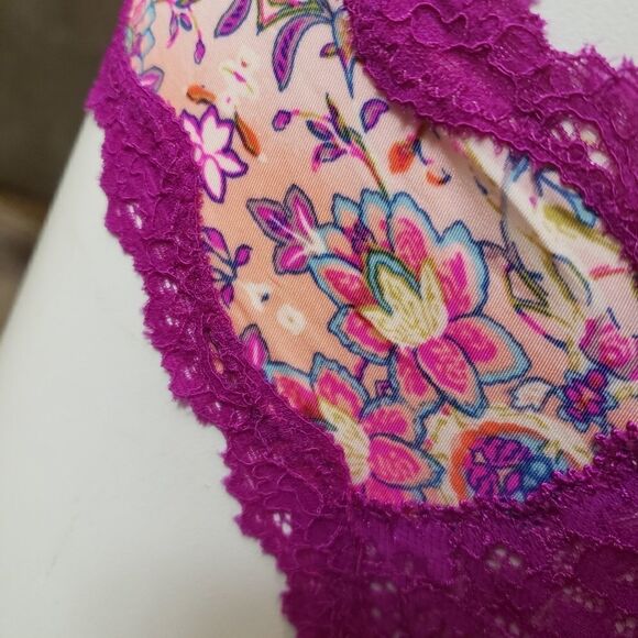 Victoria's secret Dream Angel's Thong Floral New - Picture 4 of 5